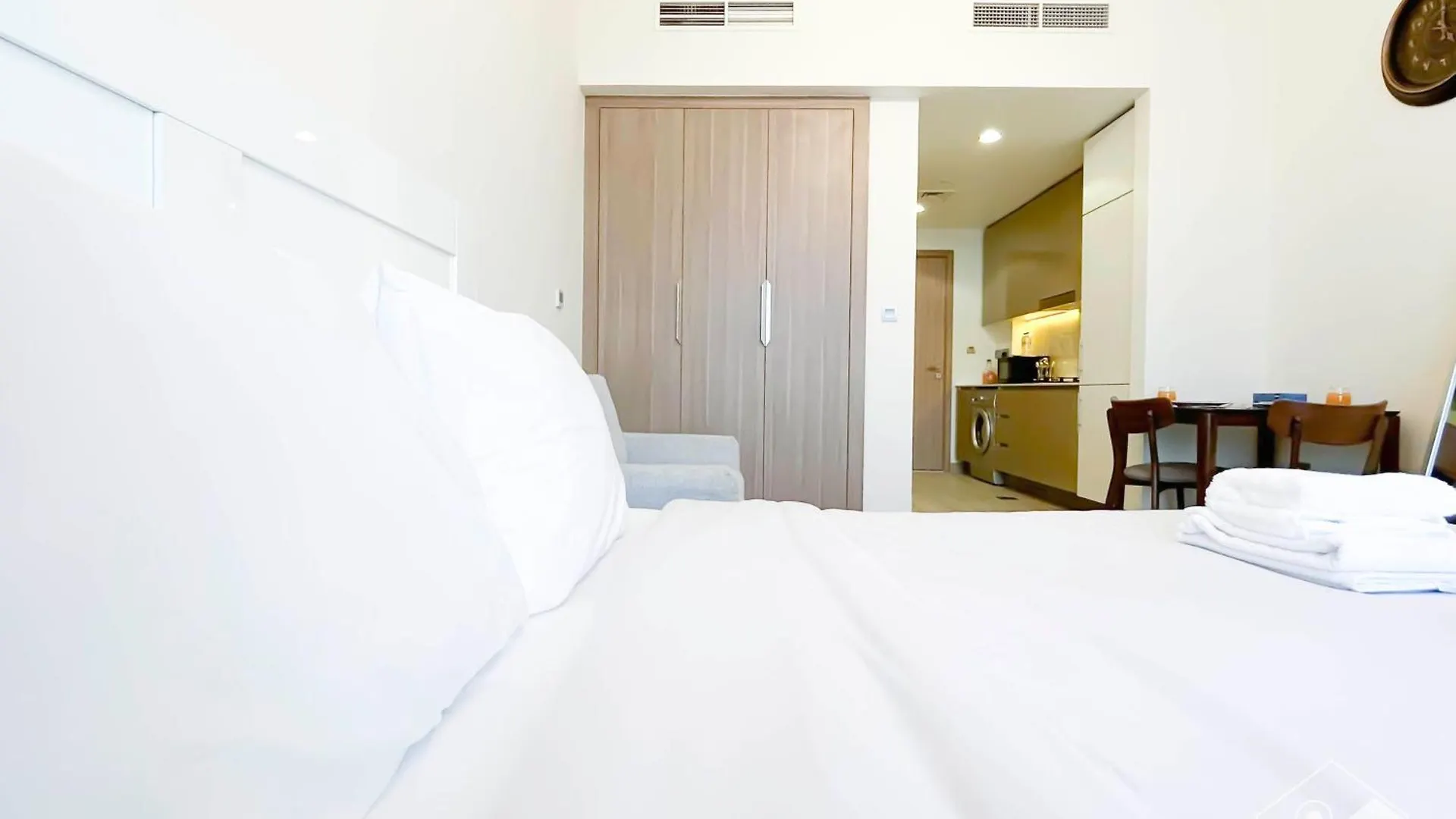 Apartment Azizi Riviera Elegant Studio With Great Amenities Dubai