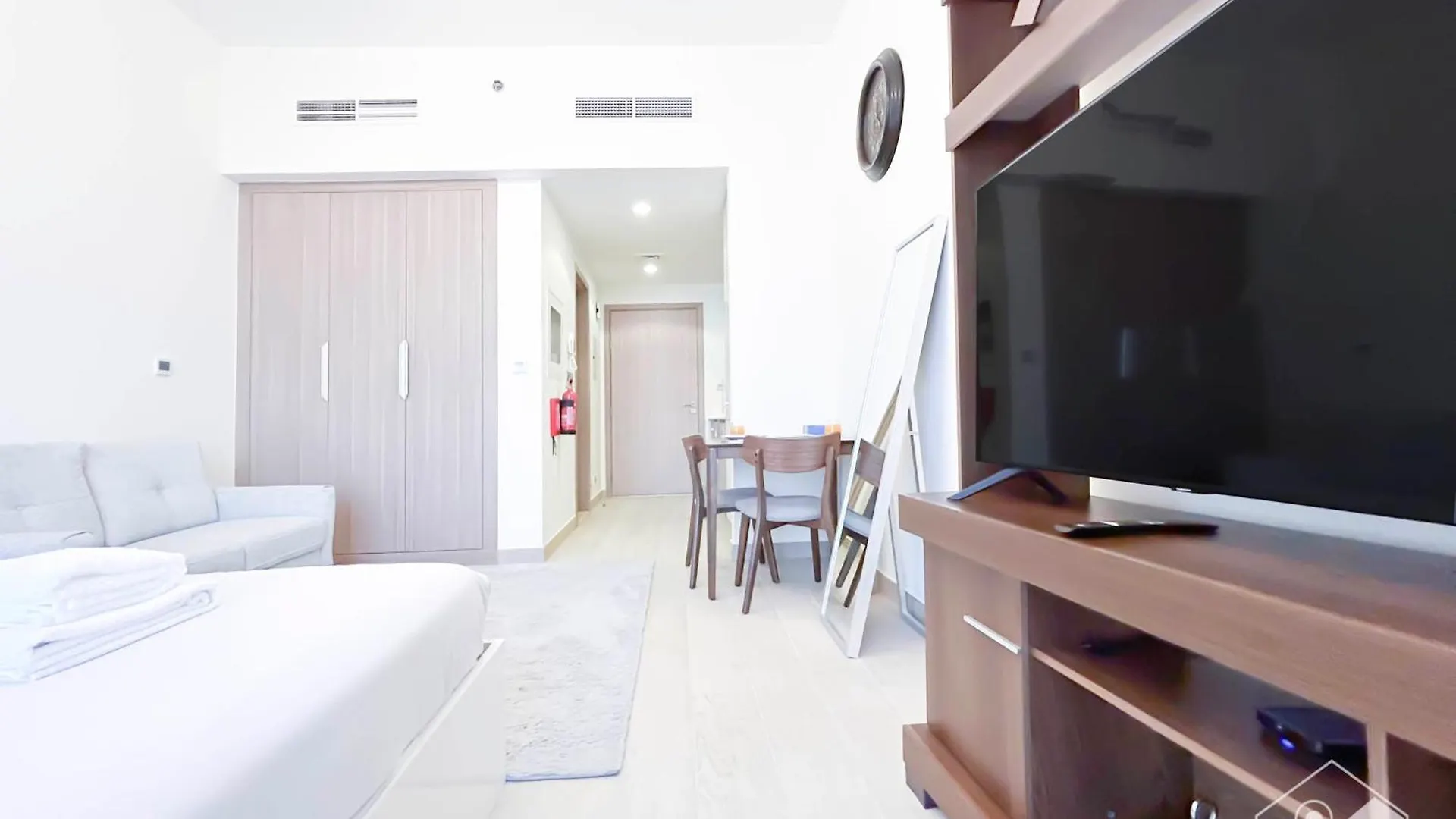 Azizi Riviera Elegant Studio With Great Amenities Dubai 0*,  United Arab Emirates